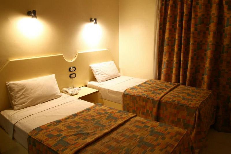 THE LITTLE GARDEN HOTEL 2*